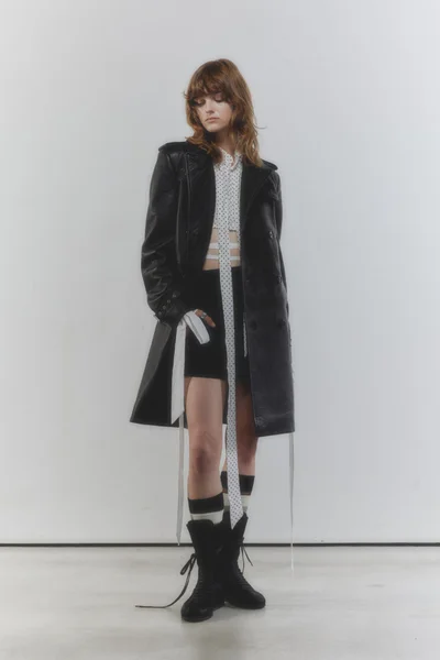Look 18